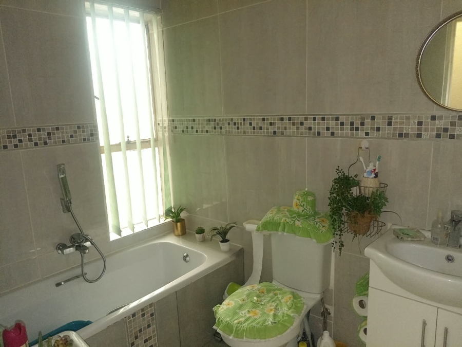 3 Bedroom Property for Sale in Westridge Western Cape